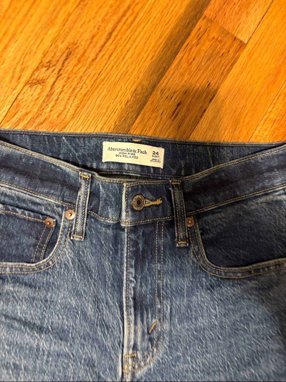 Abercrombie & Fitch woman’s  Dark Blue Relaxed Denim Jeans